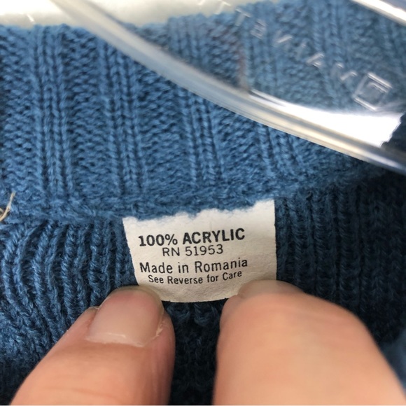 Vintage Hardwood & Pine Medium Blue White Reindeer Sweater Made in Romania - Picture 5 of 6